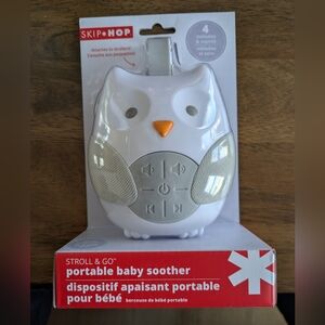 NWT Skip Hop White Owl Portable Baby Soother